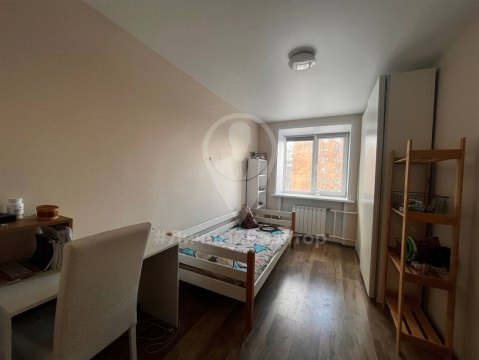 2-к квартира, 4/9 эт., 40м²